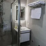 S Bed & Breakfast