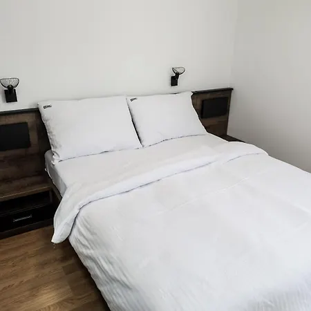 S Bed & Breakfast