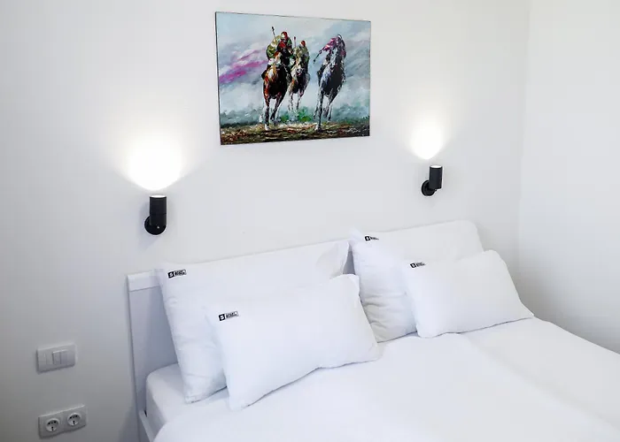 S Bed & Breakfast 3*